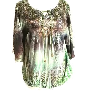 💐One World green boho top
